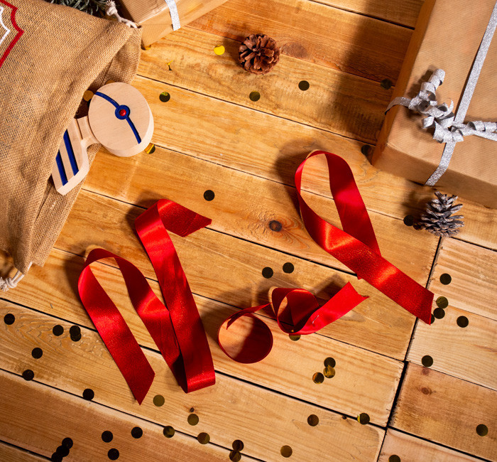 Mousqueton gifts under the tree for Christmas