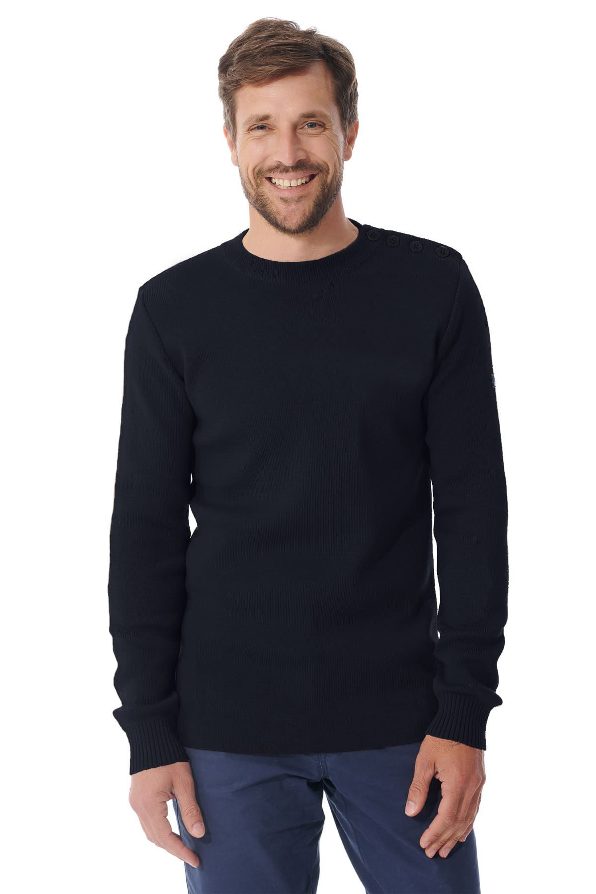 Homme portant un pull en laine made in France MORBIHAN Mousqueton